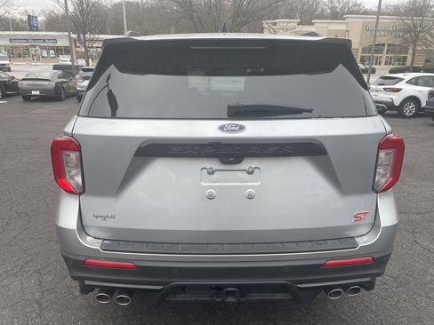 Used 2023 Ford Explorer ST w/ Equipment Group 401A image 12