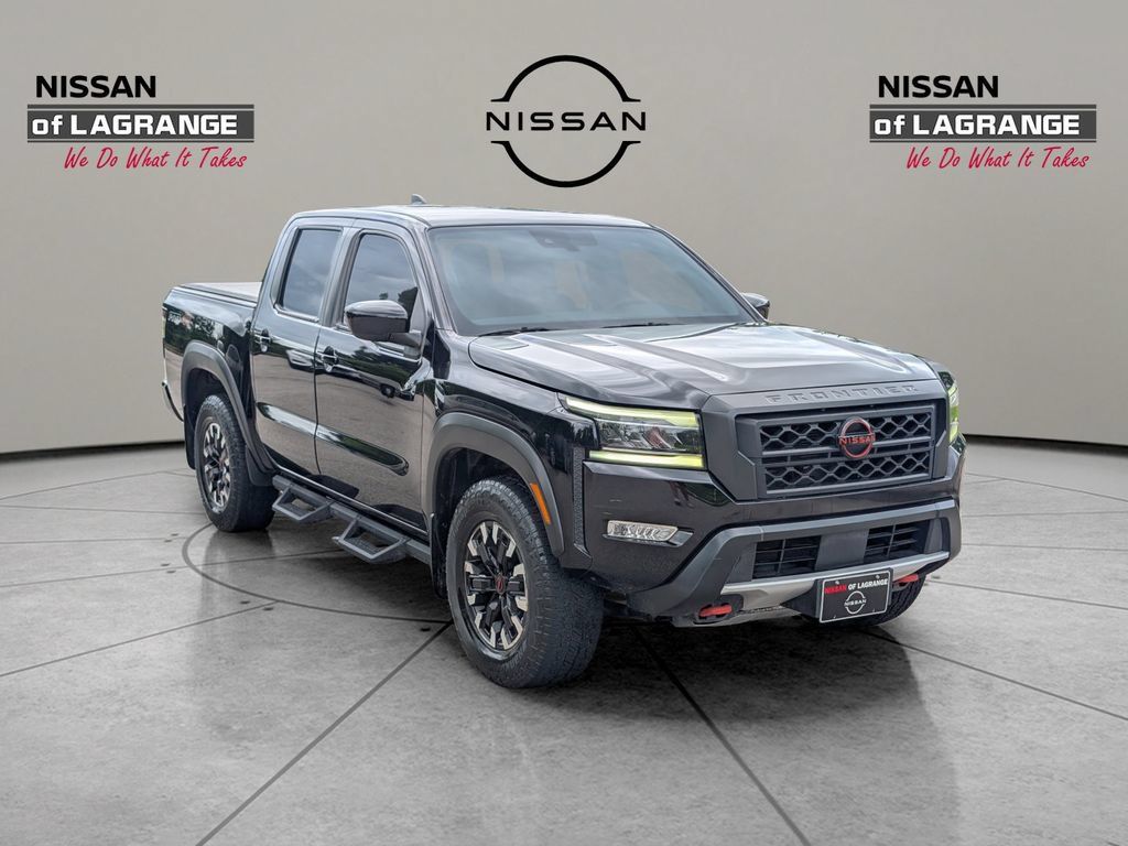 Certified 2022 Nissan Frontier PRO-4X w/ Off-Road Protection Package AWD/4WD image 3