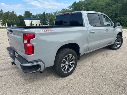 Used 2025 Chevrolet Silverado 1500 RST w/ Convenience Package II AWD/4WD image 3