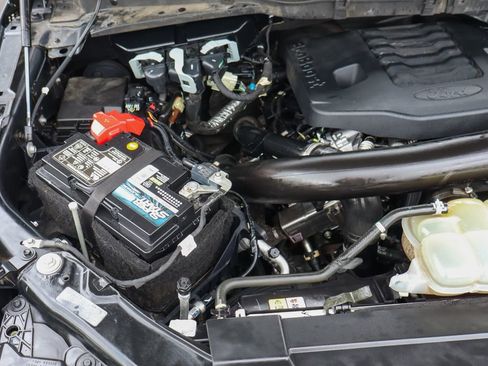 Used 2021 Ford F150 Lariat AWD/4WD image 12