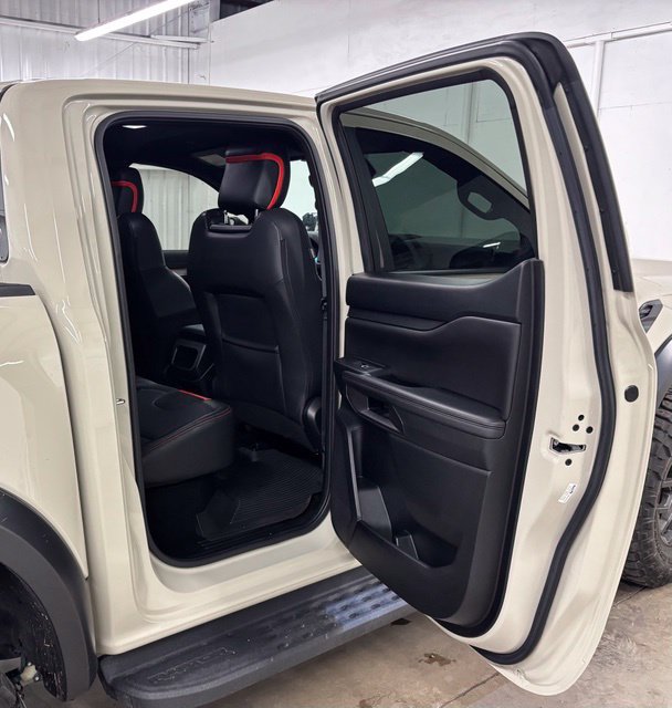 Used 2025 Ford Ranger Raptor AWD/4WD image 19