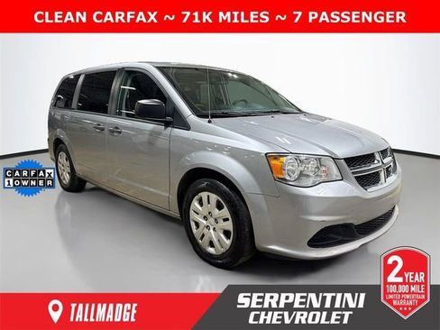 Used 2019 Dodge Grand Caravan SE image 1