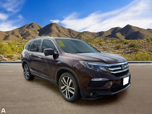 Used 2016 Honda Pilot Touring image 5