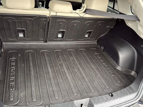 Used 2017 Subaru Crosstrek 2.0i Limited w/ Popular Package #2 image 10