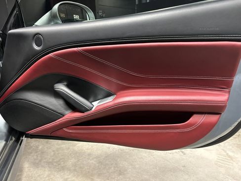 Used 2015 Ferrari California T image 44