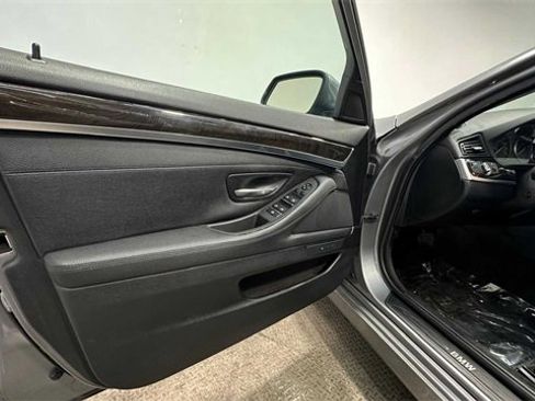 Used 2015 BMW 528i Sedan image 23