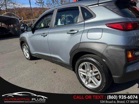 Used 2019 Hyundai Kona SE image 6