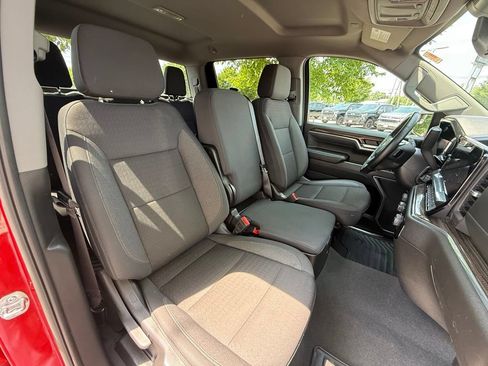 Used 2025 Chevrolet Silverado 1500 LT AWD/4WD image 29