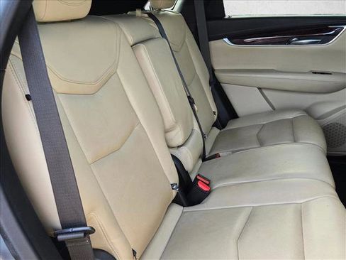 Used 2018 Cadillac XT5 Luxury w/ Driver Awareness Package image 20