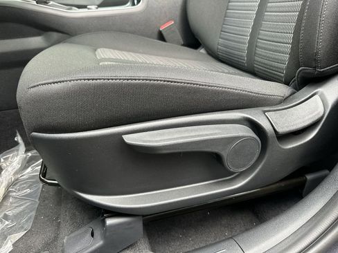 New 2026 Kia Sorento LX FWD image 12