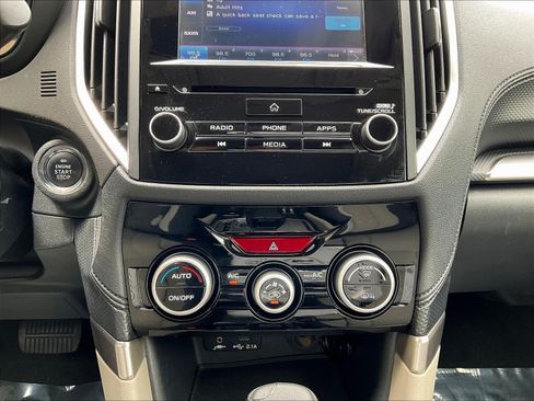 Used 2019 Subaru Forester Premium AWD/4WD image 15