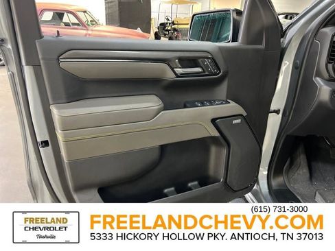 Used 2023 Chevrolet Silverado 1500 ZR2 image 14