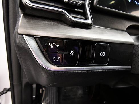 Certified 2023 Kia Sportage X-Line w/ X-Line Premium Package image 19