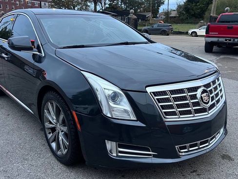 Used 2013 Cadillac XTS Luxury image 7