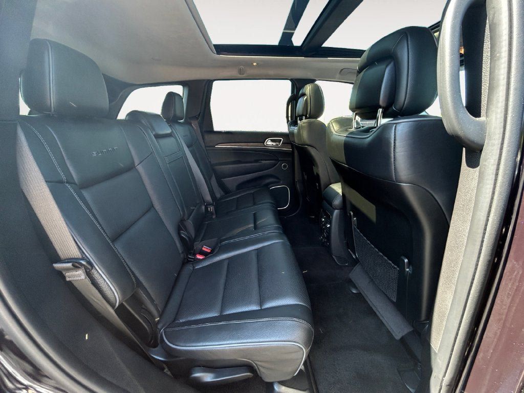 Used 2019 Jeep Grand Cherokee Summit w/ Platinum Series Group AWD/4WD image 24
