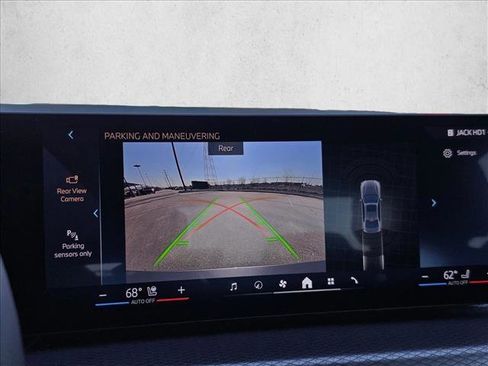 Used 2025 BMW 330i xDrive Sedan image 23