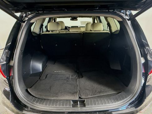 Used 2020 Hyundai Santa Fe Limited image 35