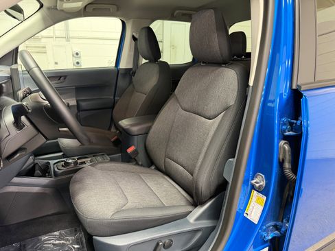 Used 2025 Ford Maverick XLT w/ XLT Luxury Package AWD/4WD image 10