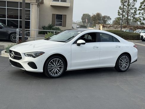 Used 2025 Mercedes-Benz CLA 250 image 4