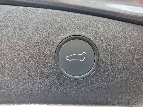 Used 2021 Tesla Model 3 Long Range image 33