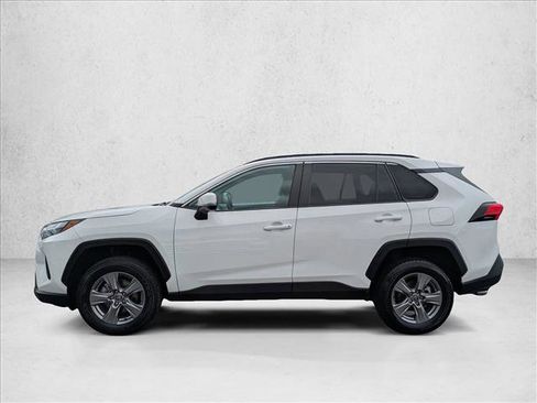 Used 2024 Toyota RAV4 XLE FWD image 8