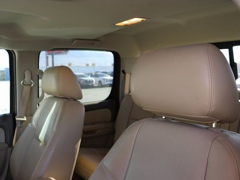 Used 2013 Chevrolet Silverado 2500 LTZ w/ LTZ Plus Package image 18