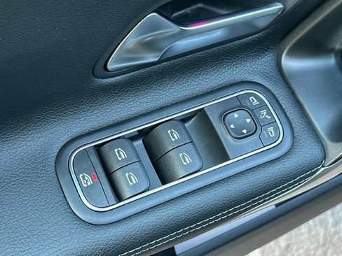 Certified 2025 Mercedes-Benz CLA 250 image 12