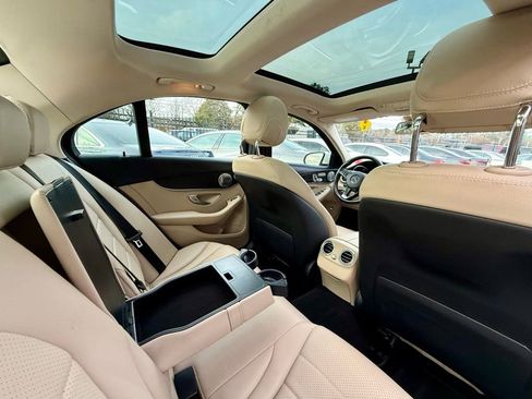Used 2016 Mercedes-Benz C 300 Sedan image 27