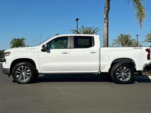 New 2026 Chevrolet Silverado 1500 LT w/ Convenience Package II AWD/4WD image 7