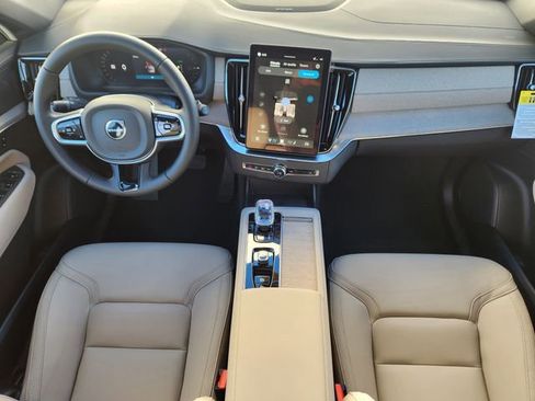 New 2026 Volvo XC90 T8 Plus image 11