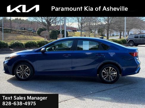 Used 2024 Kia Forte LXS w/ LXS Technology Package image 3
