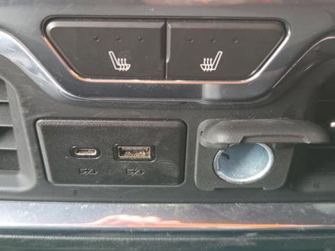 Used 2023 GMC Sierra 2500 AT4 w/ AT4 Preferred Package image 26