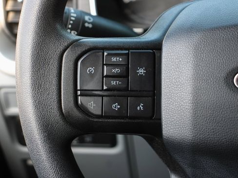 Used 2022 Ford F150 XL w/ Trailer Tow Package image 22