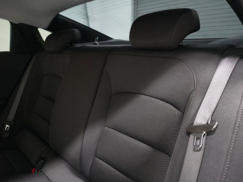 Used 2023 Chevrolet Malibu LS FWD image 13