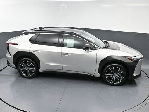 Used 2023 Toyota bZ4X Limited image 45