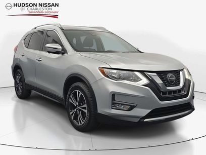 Used 2019 Nissan Rogue SV w/ Sun & Sound Touring Package
