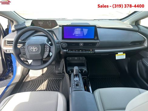 New 2026 Toyota Prius XLE FWD image 11