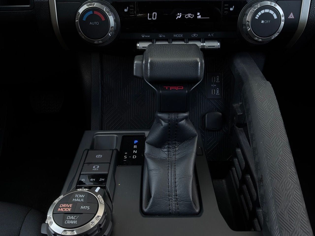 Used 2025 Toyota Tacoma TRD Off-Road AWD/4WD image 27