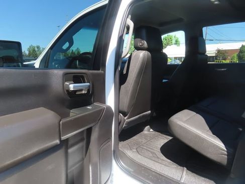 Used 2023 GMC Sierra 2500 Pro w/ Convenience Package AWD/4WD image 19