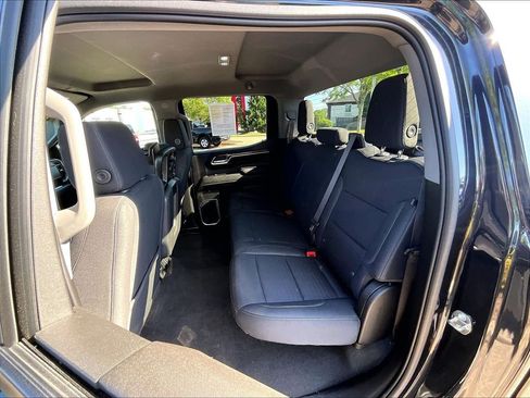 Used 2023 Chevrolet Silverado 1500 RST AWD/4WD image 15