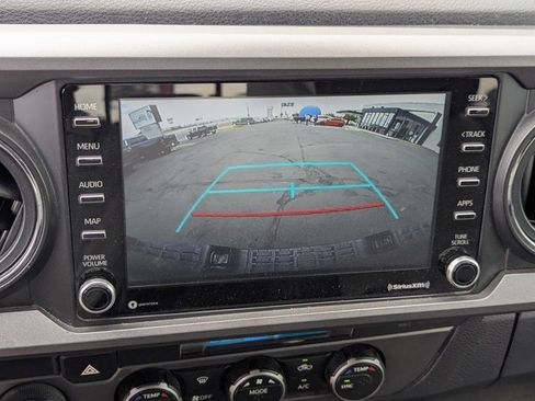 Used 2023 Toyota Tacoma TRD Off-Road w/ Technology Package image 17