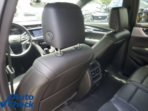 Certified 2024 Cadillac XT5 Premium Luxury w/ Technology Package FWD image 13
