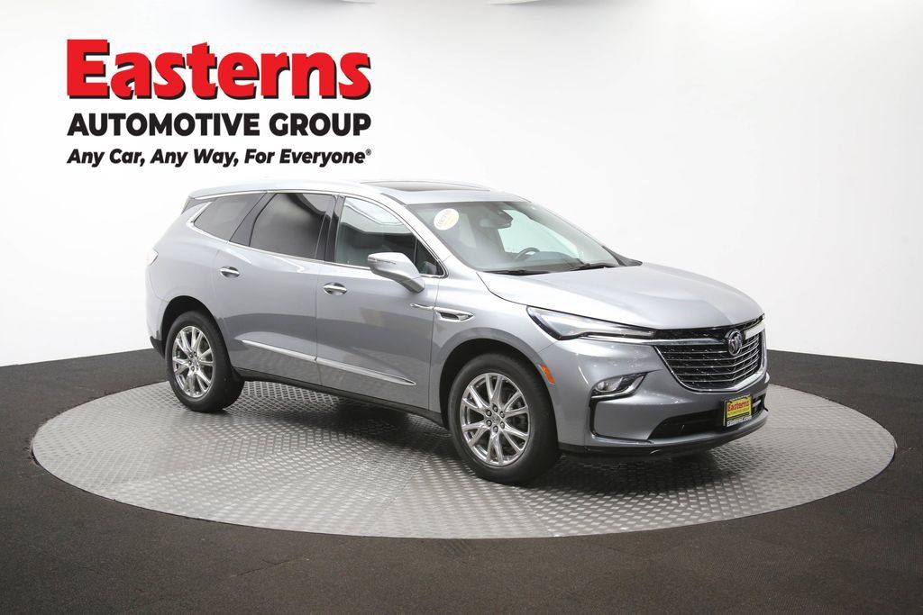 Used 2023 Buick Enclave Essence w/ Experience Buick Package FWD image 50
