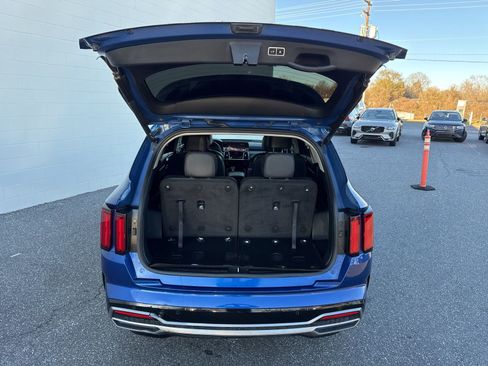 Used 2022 Kia Sorento SX image 10