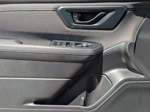 Certified 2025 Subaru Forester Premium AWD/4WD image 15