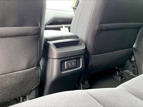 New 2026 Nissan Pathfinder SV image 20