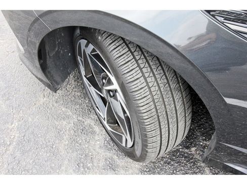 Used 2025 Hyundai Sonata SEL FWD image 35