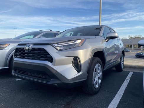 Used 2025 Toyota RAV4 LE image 16