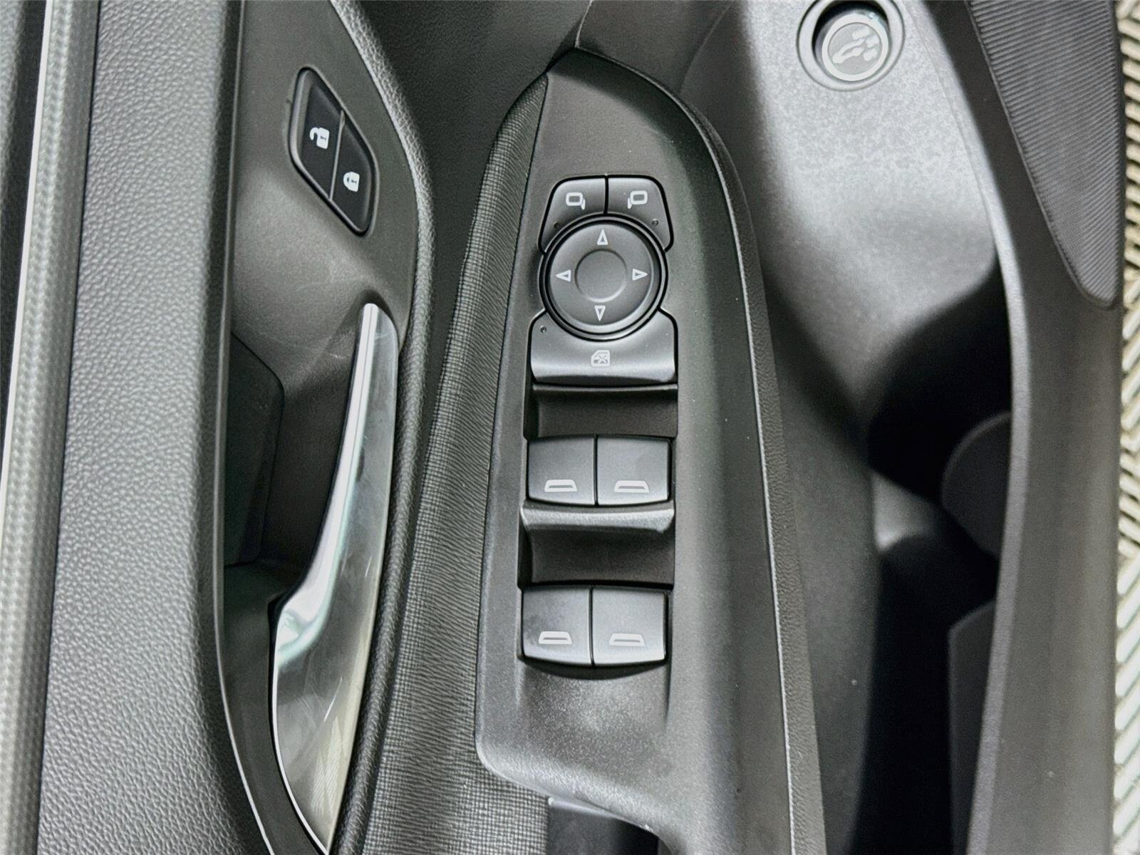 New 2026 Buick Envista Avenir FWD image 19