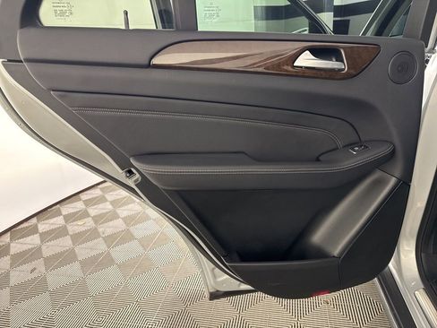 Used 2015 Mercedes-Benz ML 350 4MATIC image 17